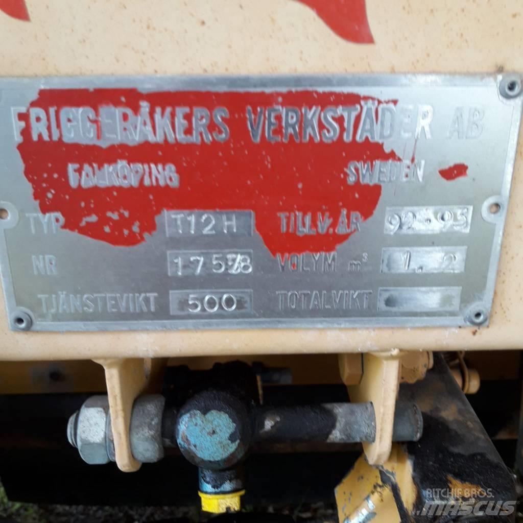 Falköping T12H Διαστρωτήρες άμμου και αλατιού