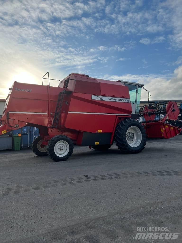 Massey Ferguson 22 Θεριζοαλωνιστικές μηχανές