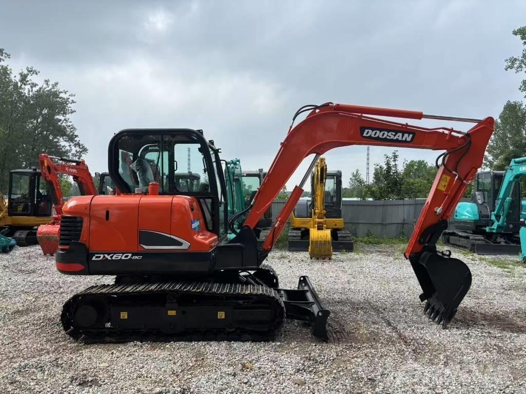 Doosan DX 60 Εκσκαφάκι (διαβολάκι) < 7t