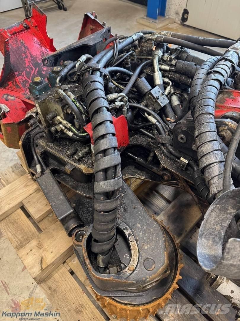 Komatsu S82 Κεφαλές συλλεκτικών μηχανών