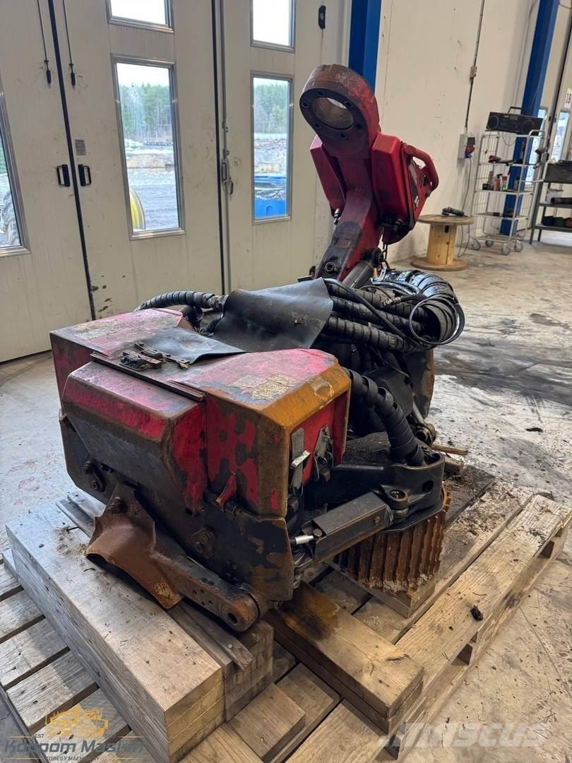 Komatsu S82 Κεφαλές συλλεκτικών μηχανών