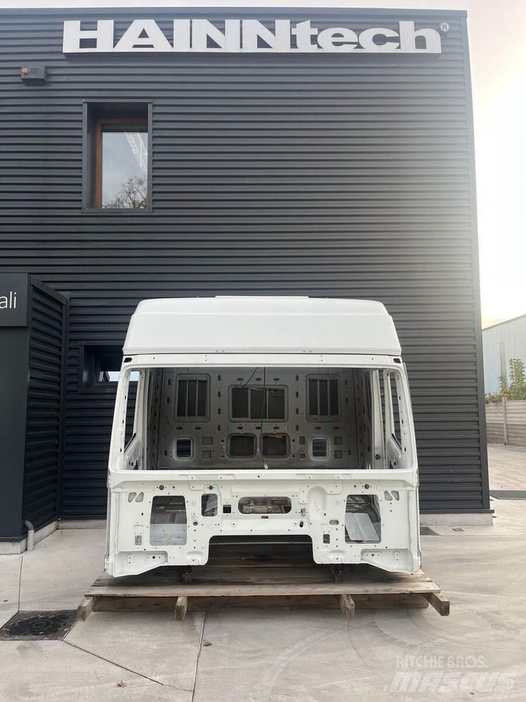 Iveco EUROSTAR Καμπίνες και εσωτερικό