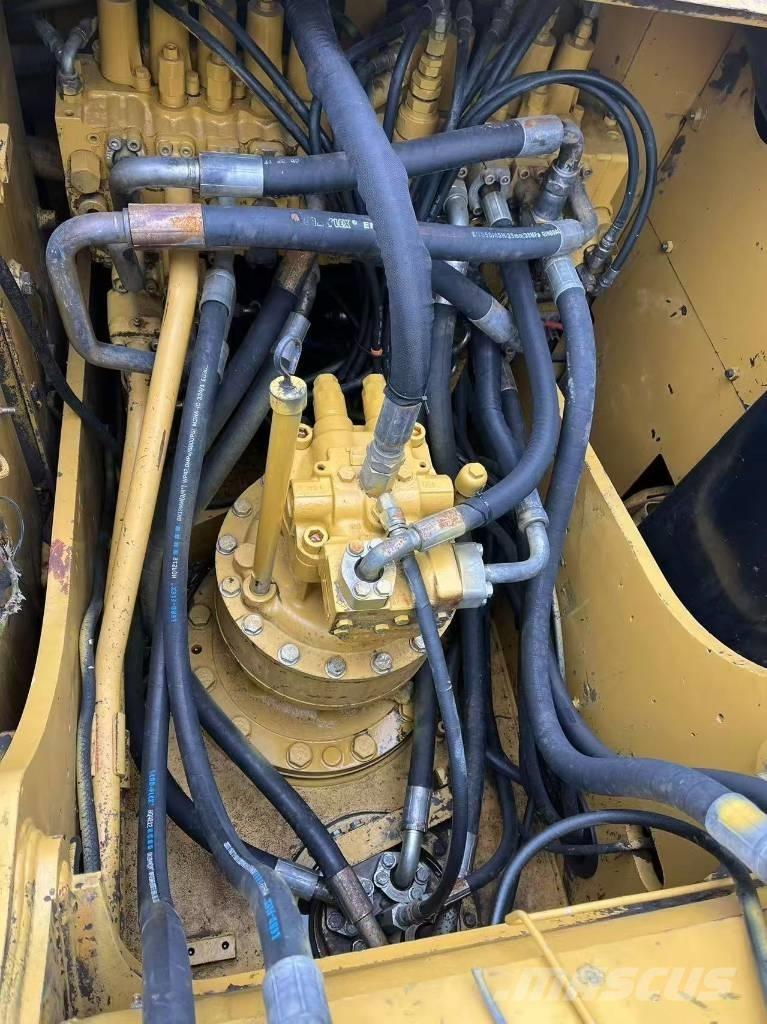 CAT 320 D Εκσκαφείς με ερπύστριες