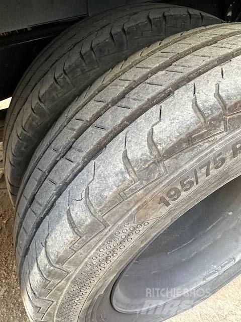 Iveco 35C 12 Κλούβες με συρόμενες πόρτες