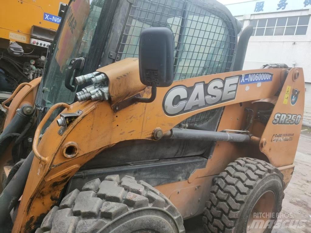 CASE SR 250 Φορτωτάκια