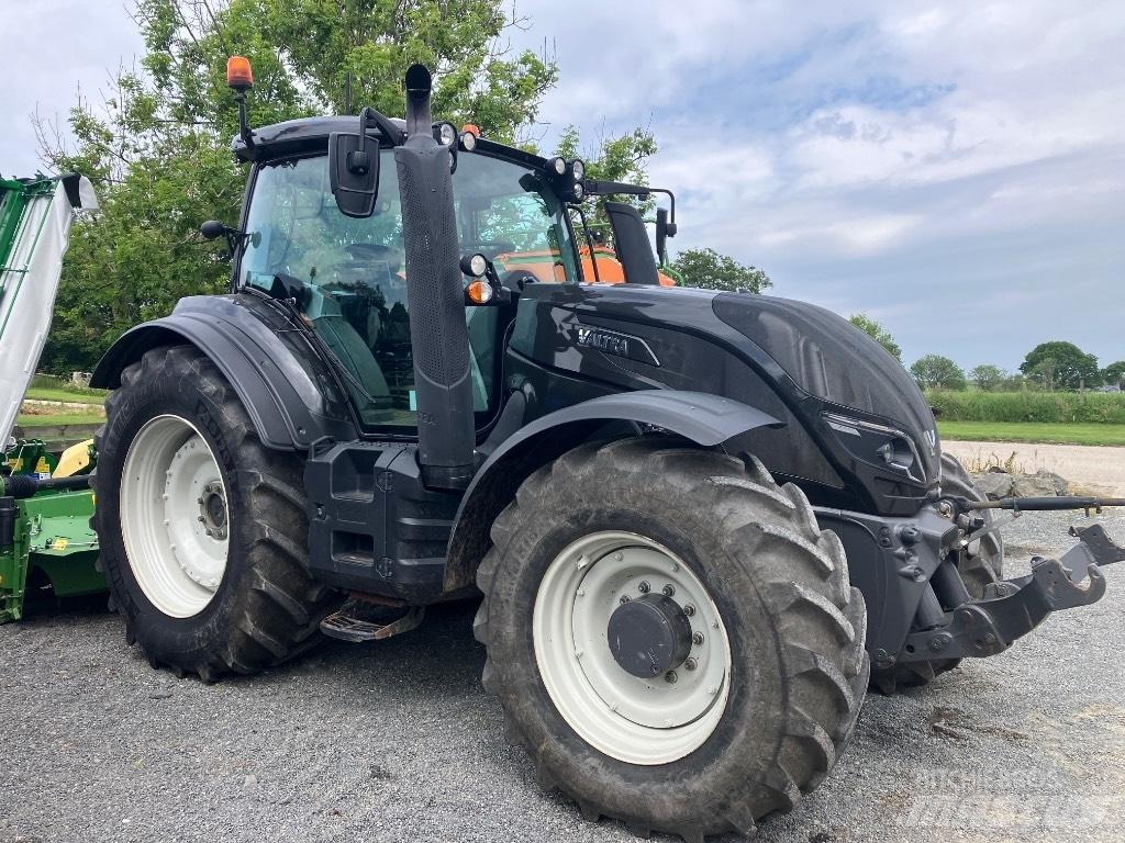 Valtra T 154 V Τρακτέρ