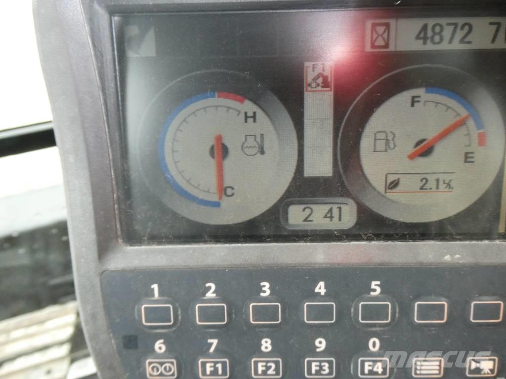 Hitachi ZX 135 US-3 Εκσκαφείς με ερπύστριες