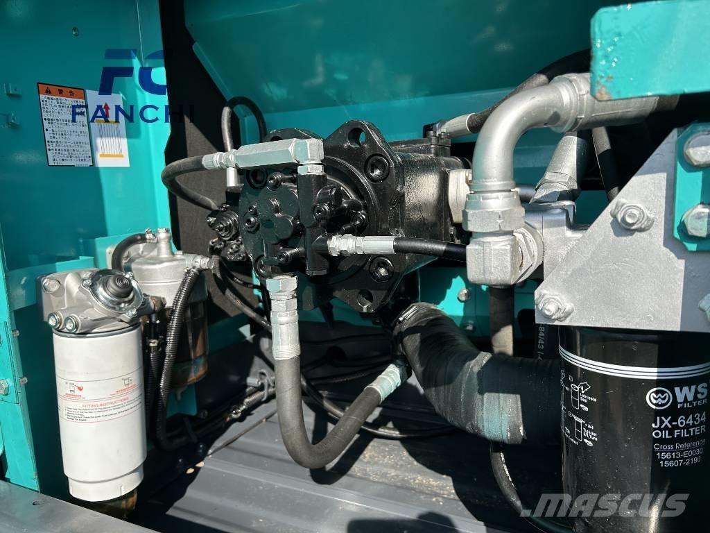 Kobelco SK 200 Εκσκαφείς με ερπύστριες