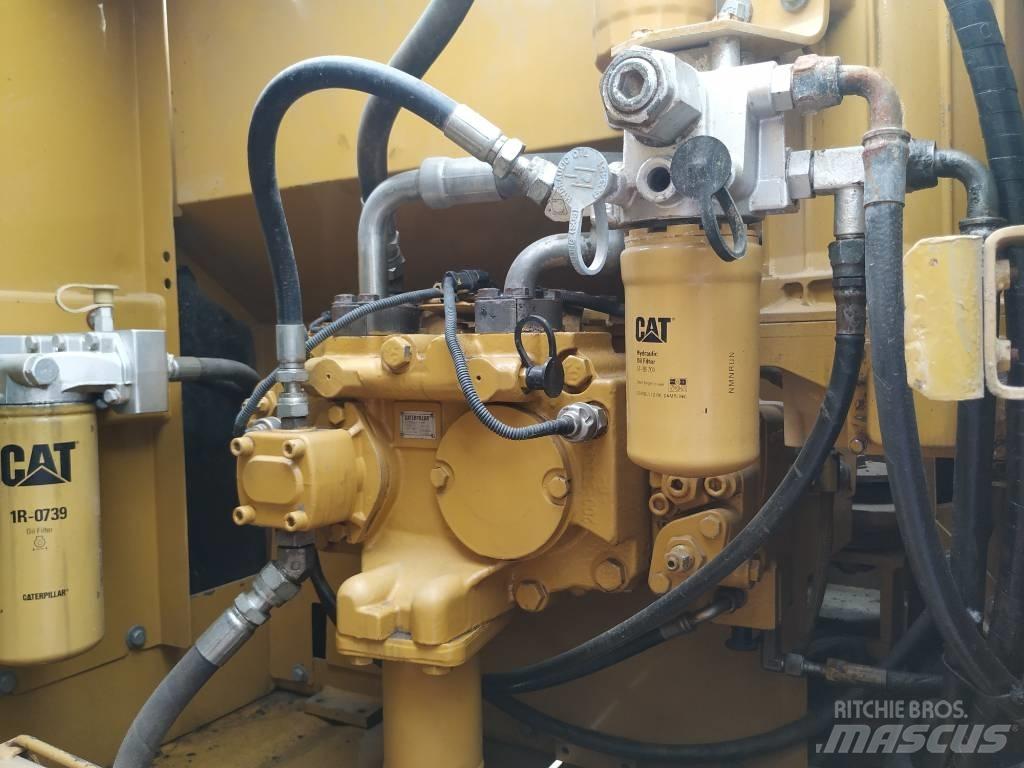 CAT 320 D Εκσκαφείς με ερπύστριες