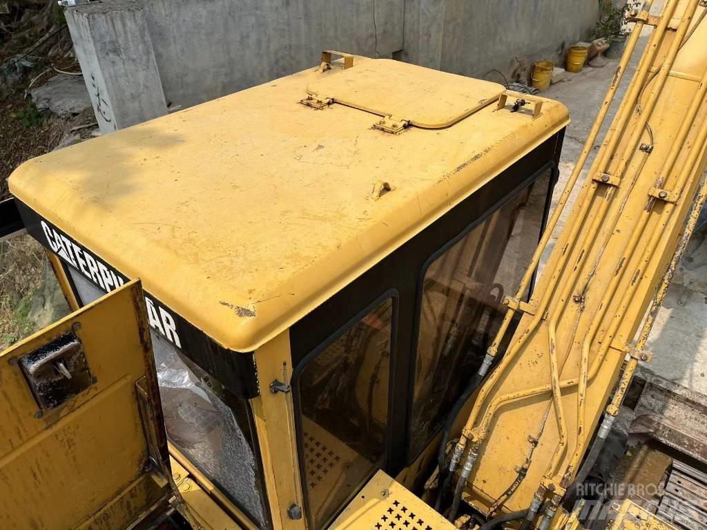 CAT 307 Εκσκαφείς με ερπύστριες