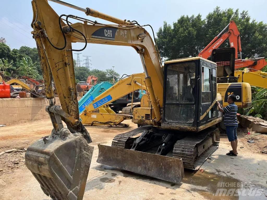 CAT 307 Εκσκαφείς με ερπύστριες
