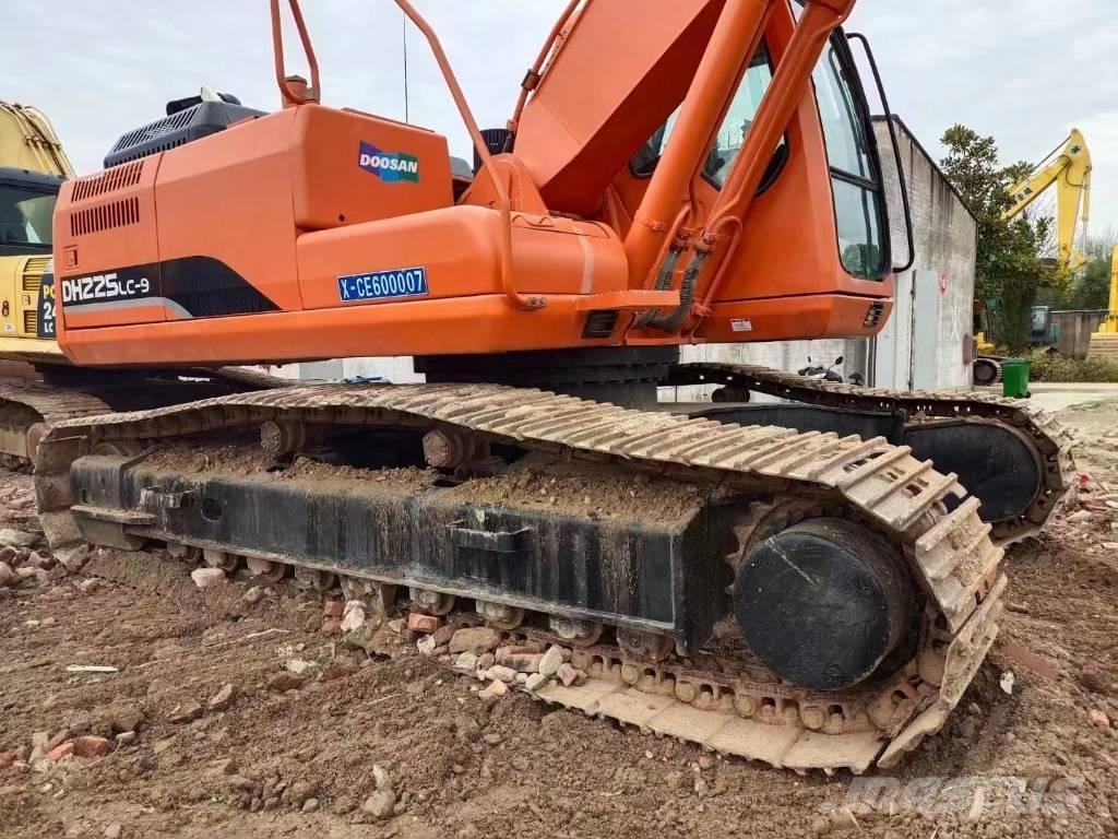 Doosan DX 225LC-9C Εκσκαφείς με ερπύστριες