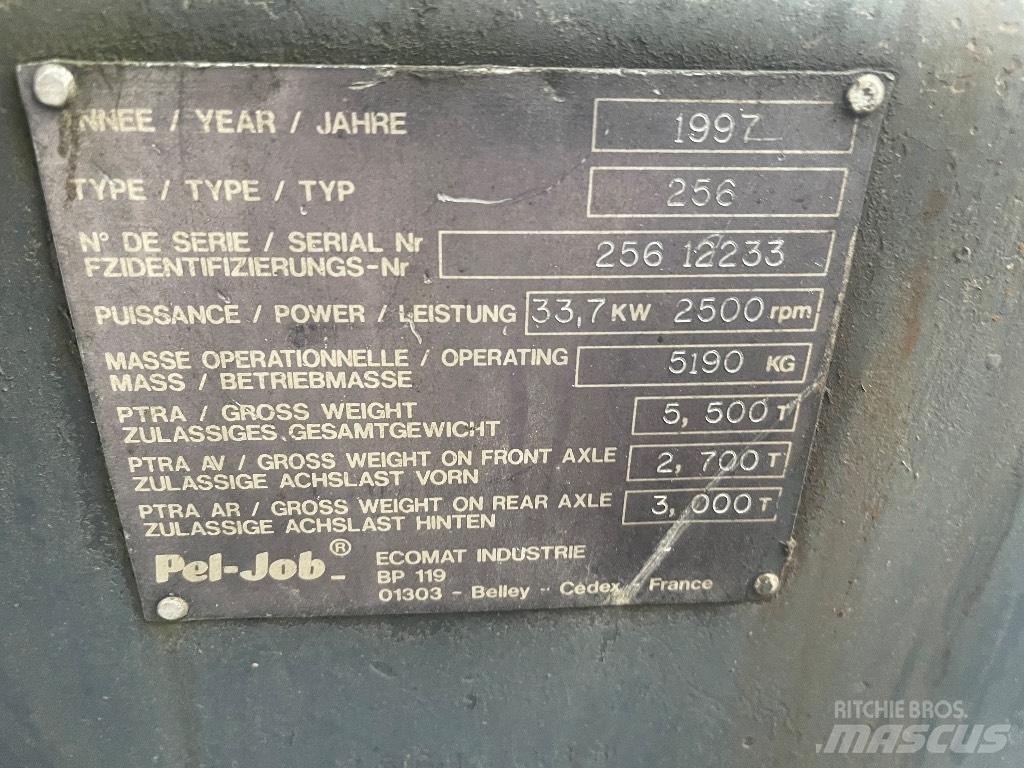  Peljop EW 256 Εκσκαφείς με τροχούς - λάστιχα