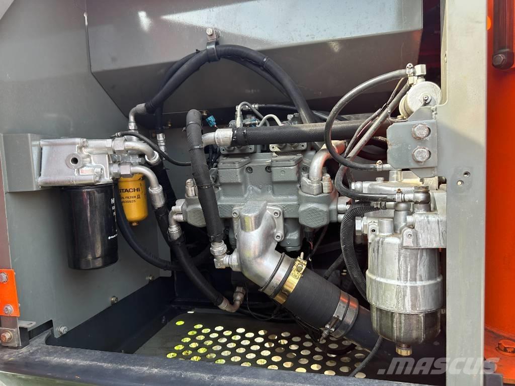 Hitachi ZX200 Εκσκαφείς με ερπύστριες