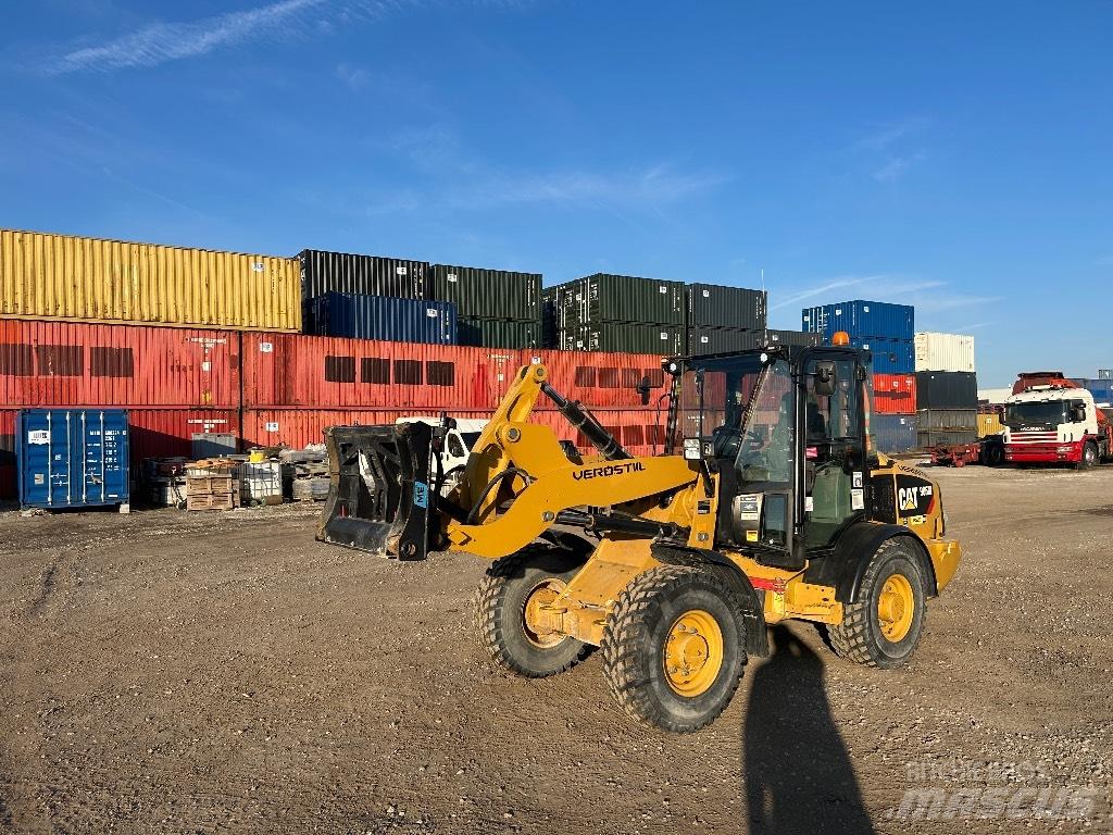 CAT 906M Φορτωτές με λάστιχα (Τροχοφόροι)