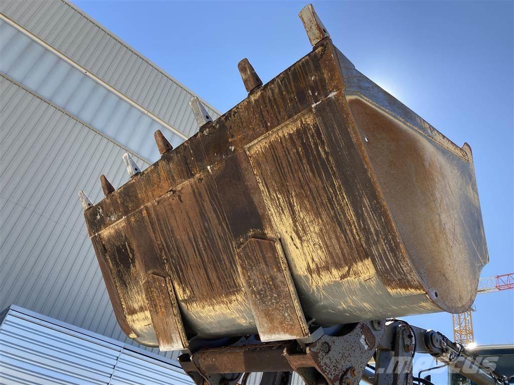 Liebherr L 546 Φορτωτές με λάστιχα (Τροχοφόροι)