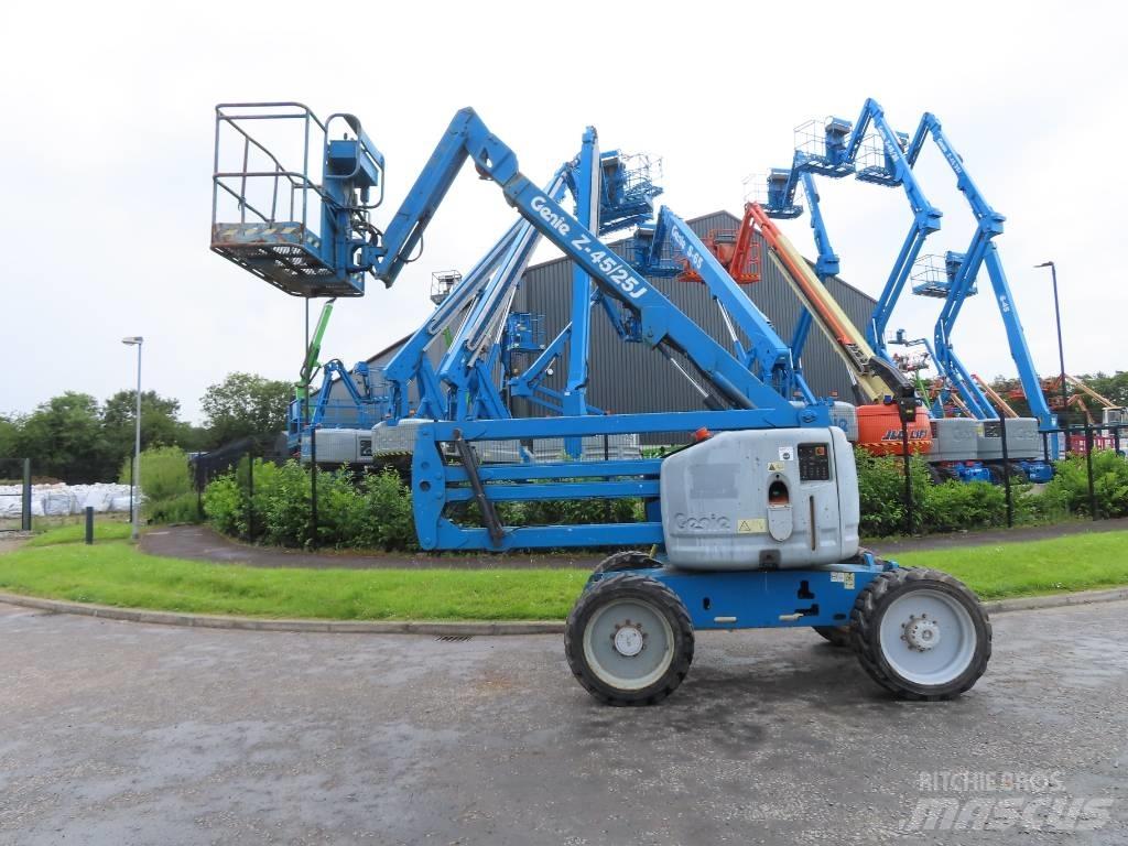 Genie Z 45/25 J Ανυψωτήρες με αρθρωτό βραχίονα