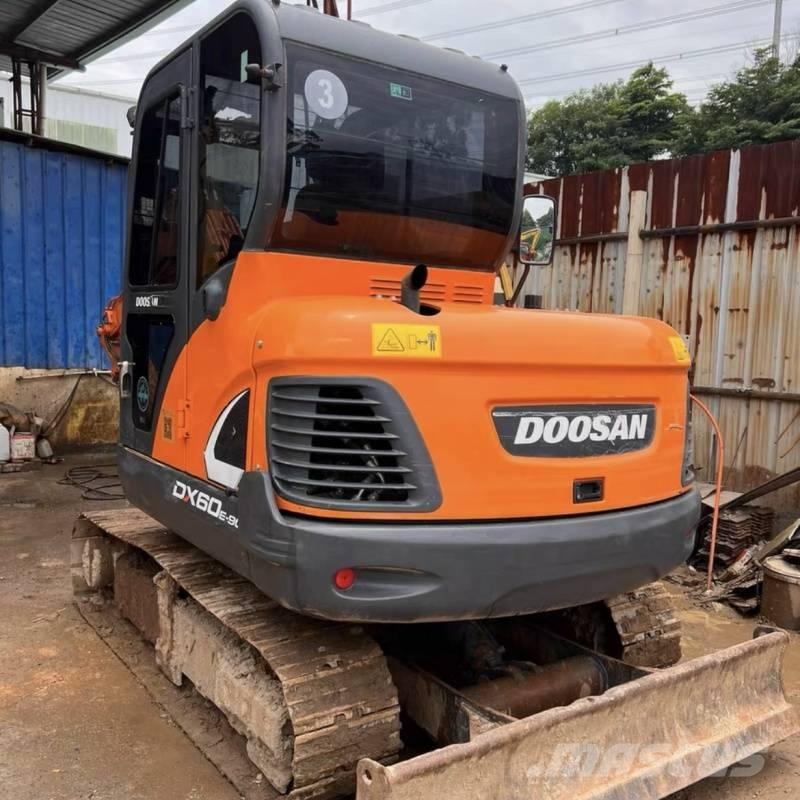 Doosan 60-9c Εκσκαφείς με ερπύστριες