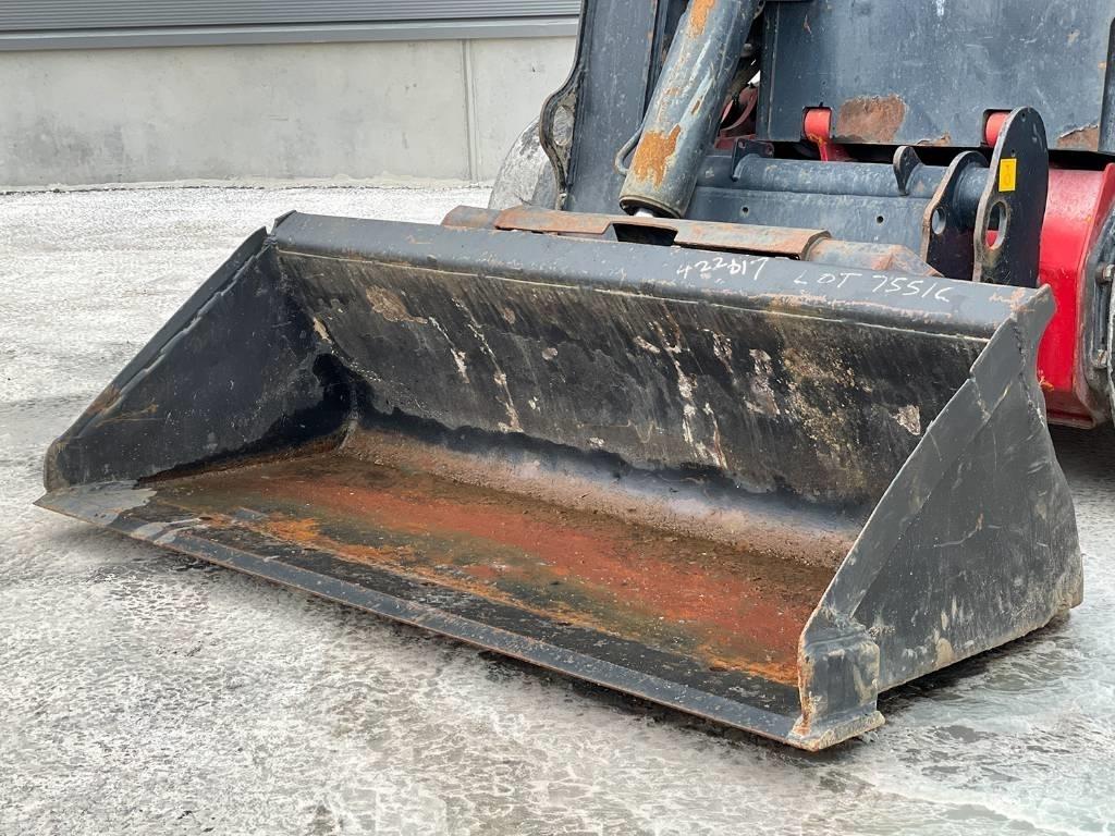 JCB R260 Φορτωτάκια