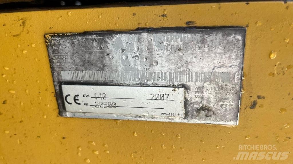 CAT 325DLN Εκσκαφείς με ερπύστριες