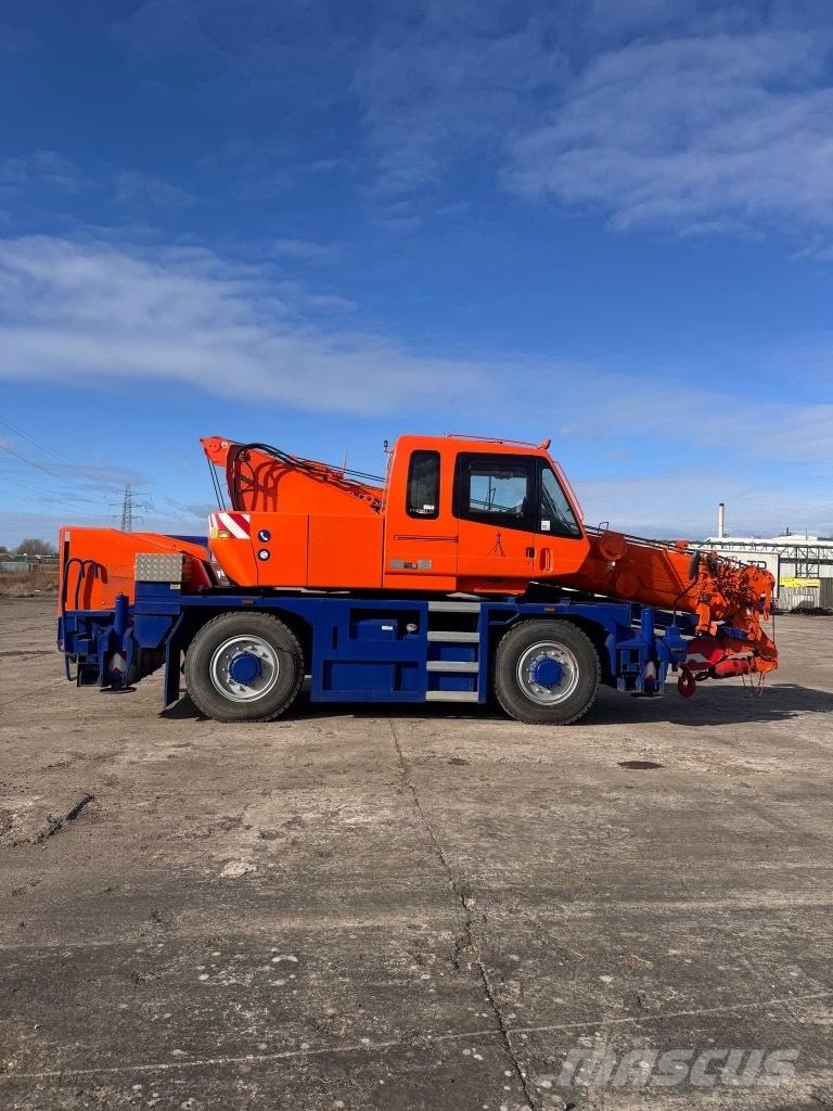 Kato CR 200 Ri Γερανοί παντός εδάφους
