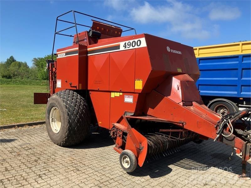 Hesston 4900 Πρέσες τετράγωνων δεμάτων