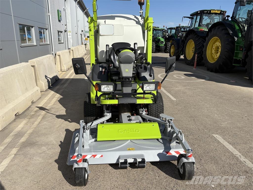 Grillo FD2200TS Χορτοκοπτικά με καθιστό χειριστή