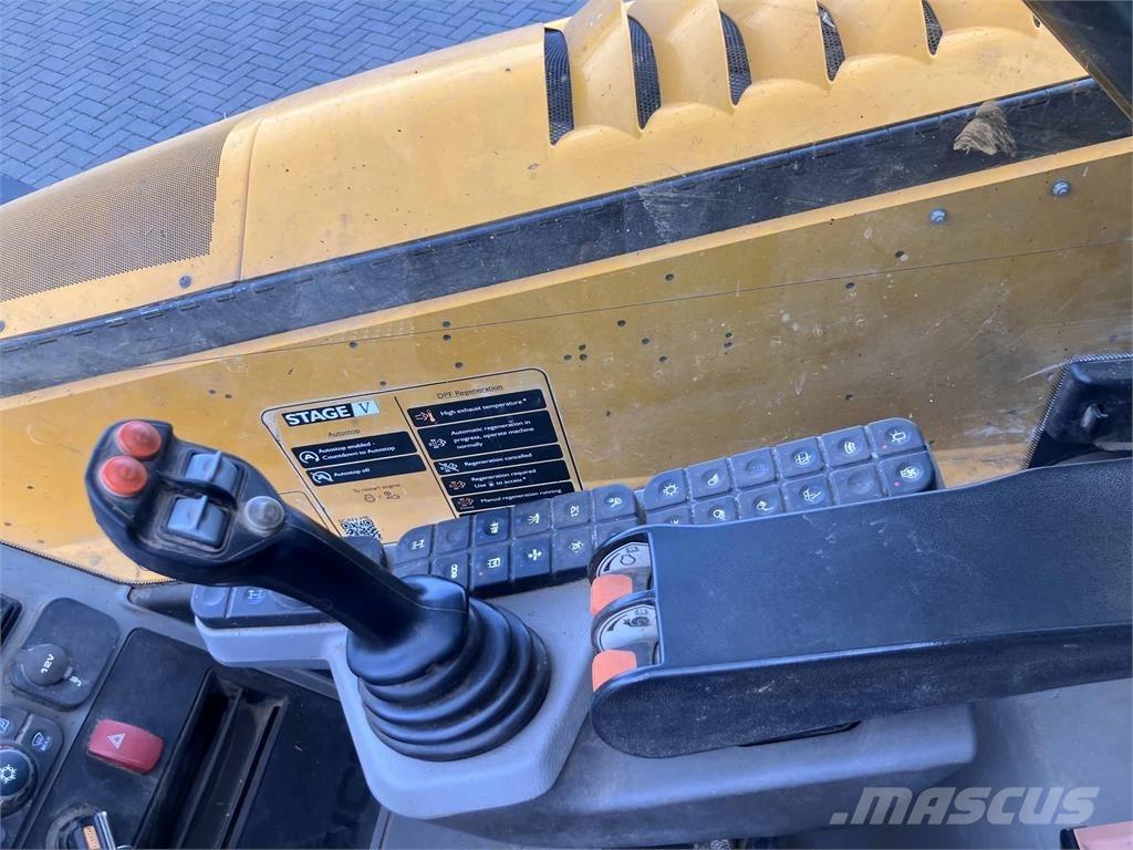 JCB 532.70 AGRIXTRA Συστήματα τηλεχειρισμού για τη γεωργία