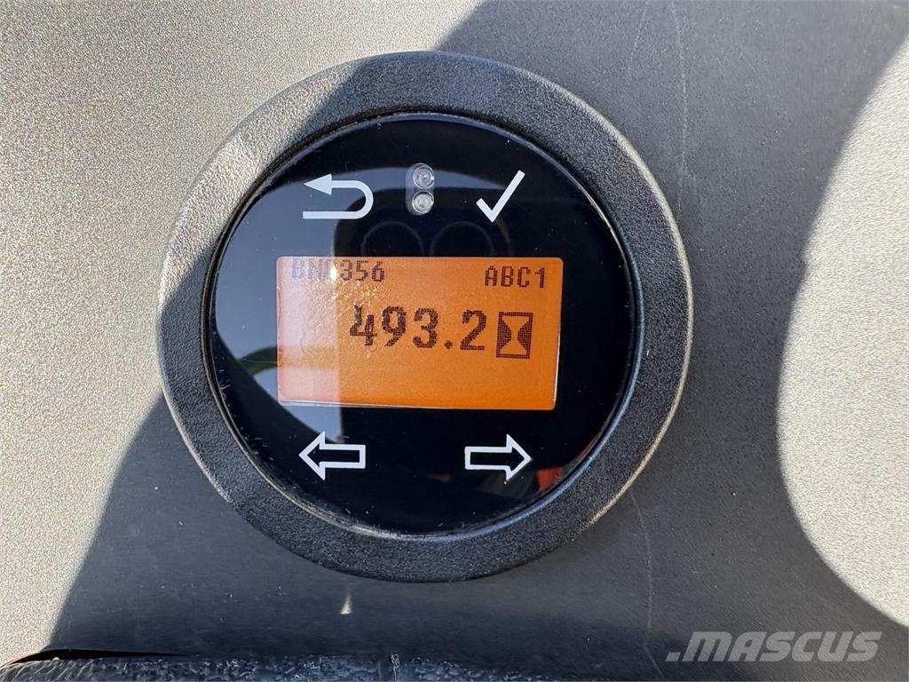 John Deere 1570 Χορτοκοπτικά με καθιστό χειριστή