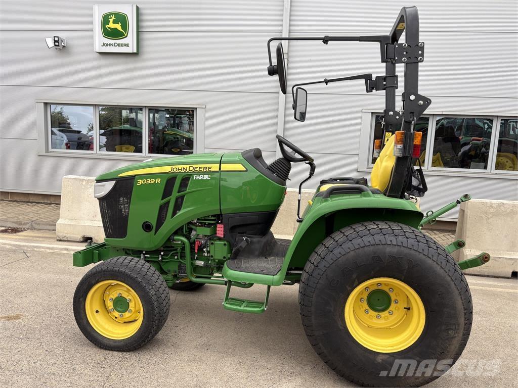 John Deere 3039R Τρακτέρ μικρών διαστάσεων