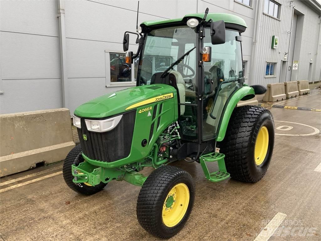 John Deere 4066R Τρακτέρ μικρών διαστάσεων