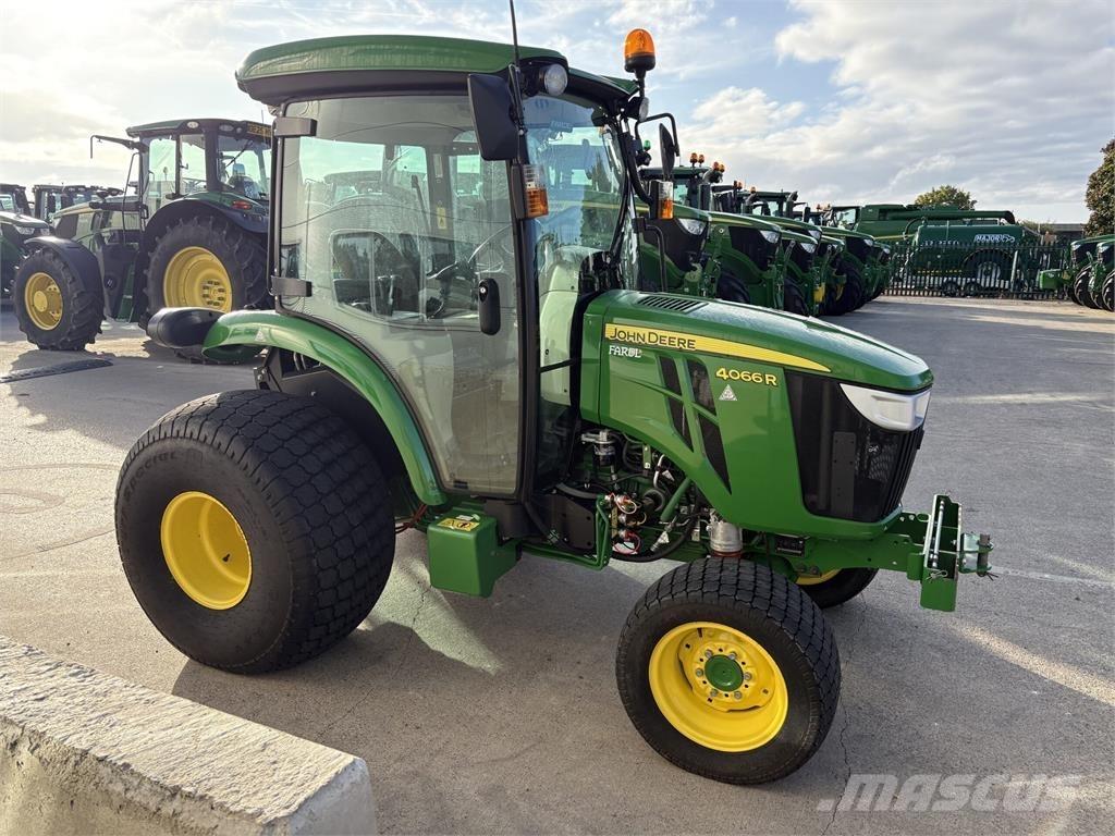 John Deere 4066R Τρακτέρ μικρών διαστάσεων
