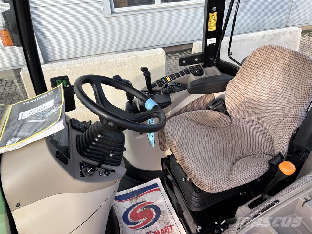 John Deere 4066R Τρακτέρ μικρών διαστάσεων