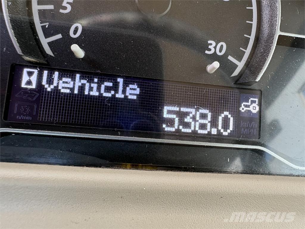 John Deere 4066R Τρακτέρ μικρών διαστάσεων