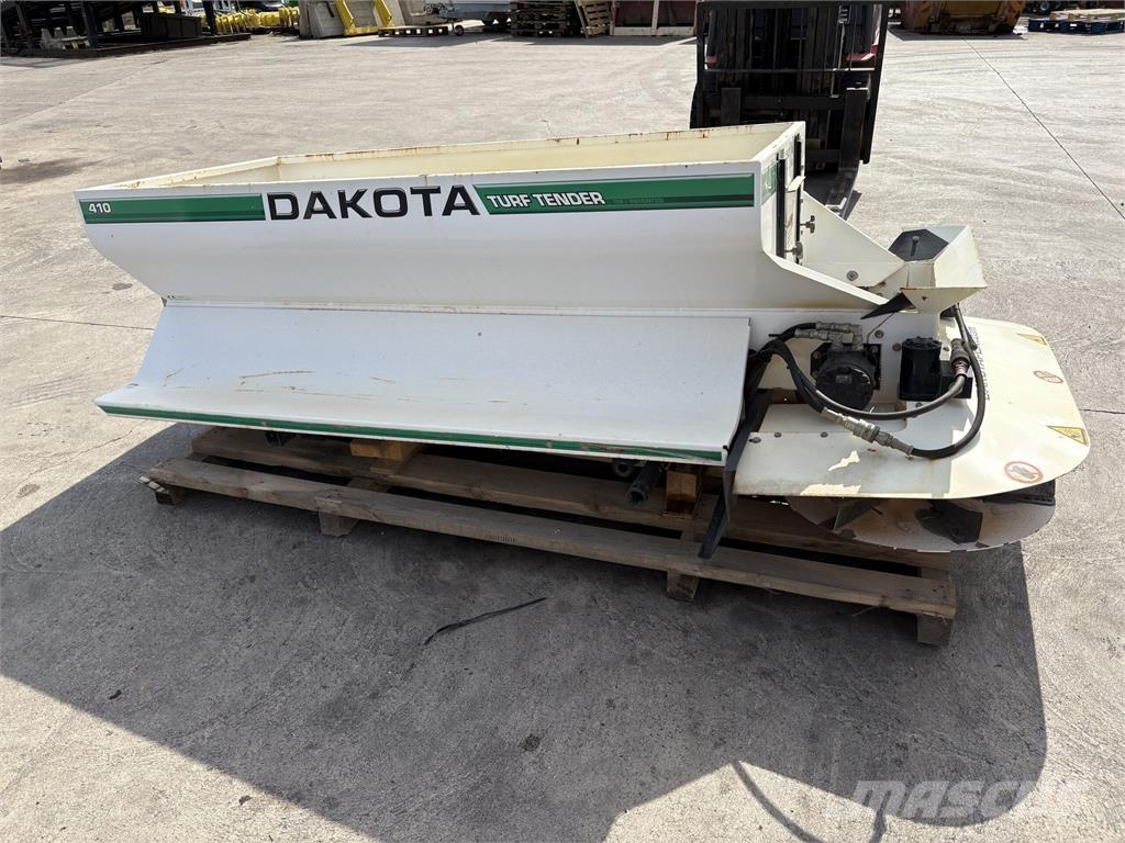 John Deere 410 Άλλα μηχανήματα φροντίδας εδάφους