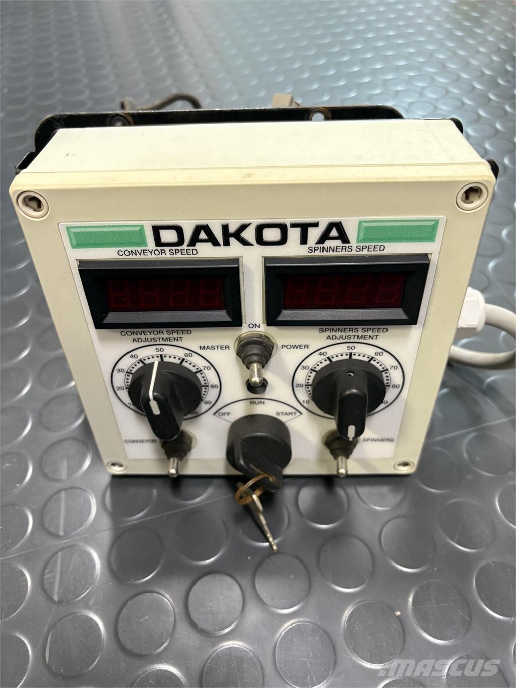 John Deere 410 Άλλα μηχανήματα φροντίδας εδάφους