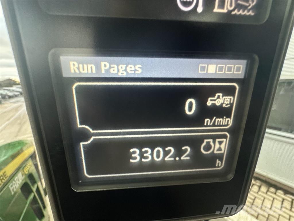 John Deere 6100M Τρακτέρ