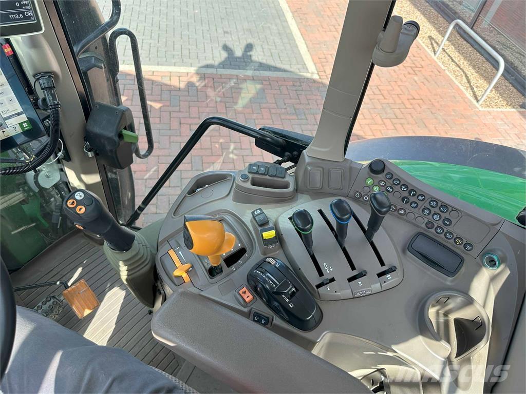John Deere 6110M Τρακτέρ