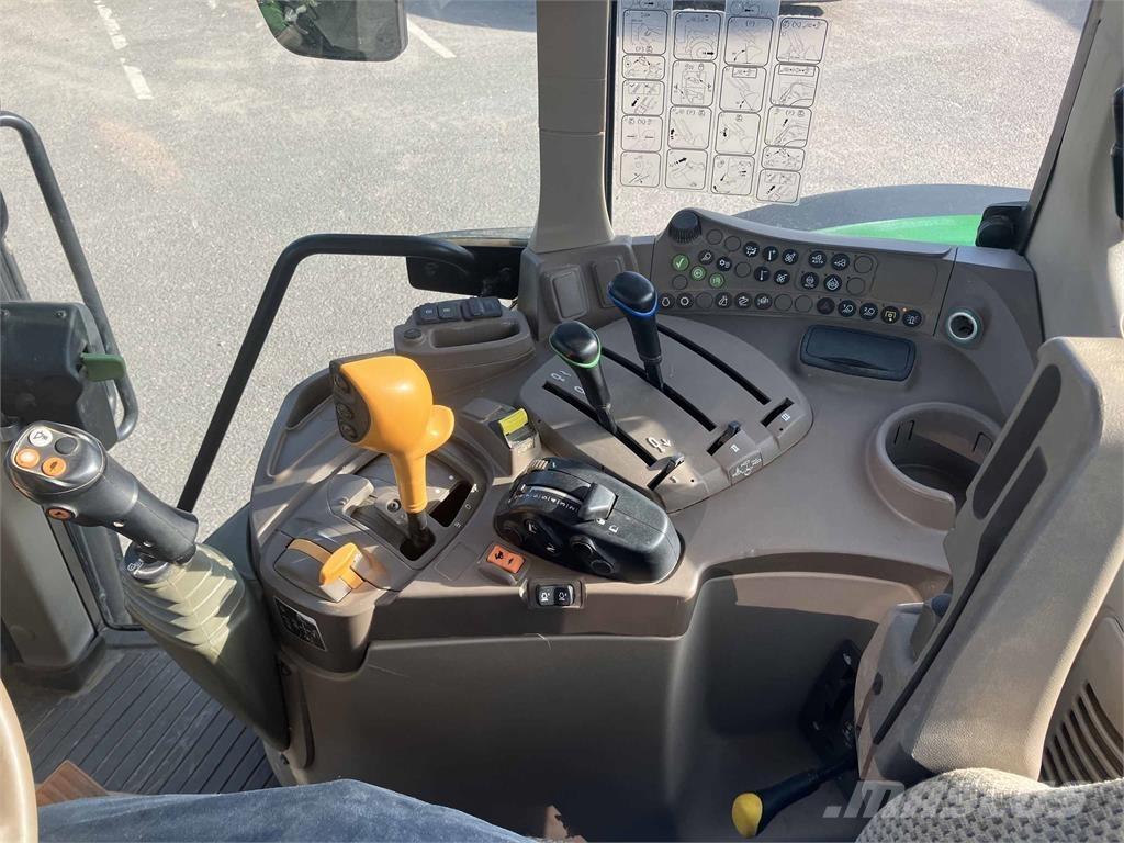 John Deere 6120M Τρακτέρ