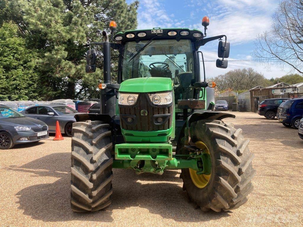 John Deere 6130R Τρακτέρ