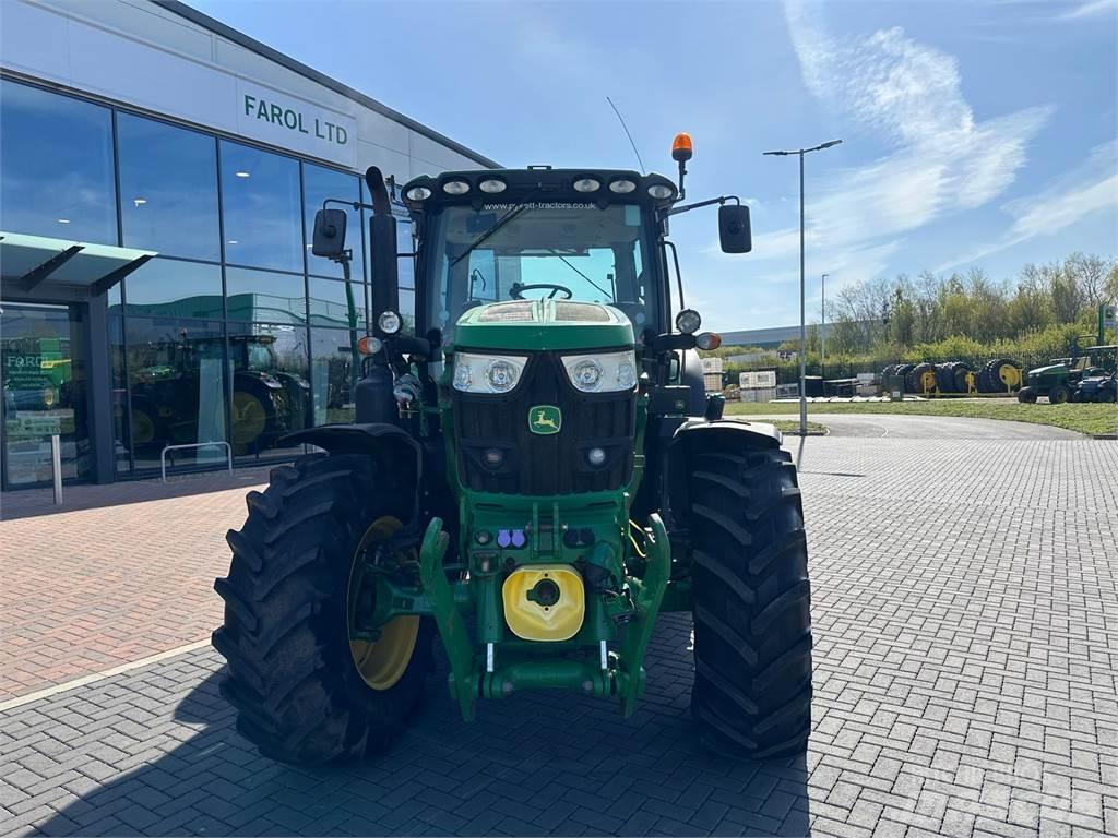 John Deere 6135R Τρακτέρ