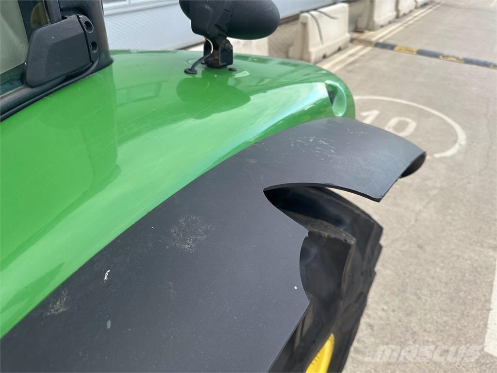 John Deere 6135R Τρακτέρ