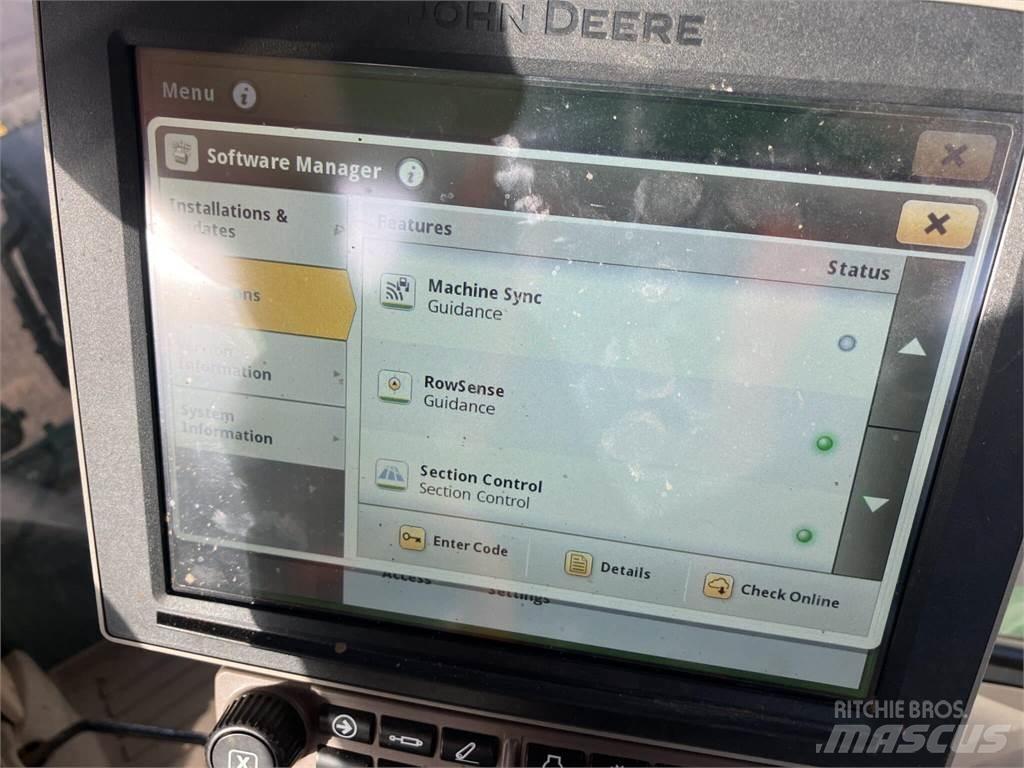 John Deere 6215R Τρακτέρ