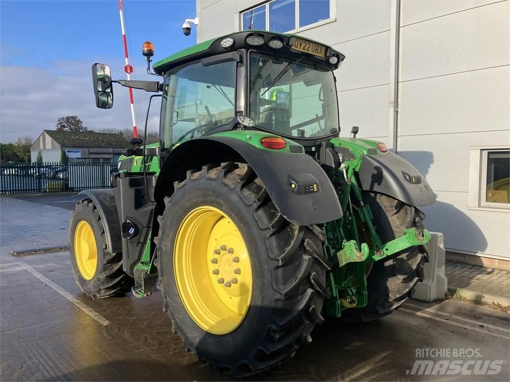 John Deere 6215R Τρακτέρ