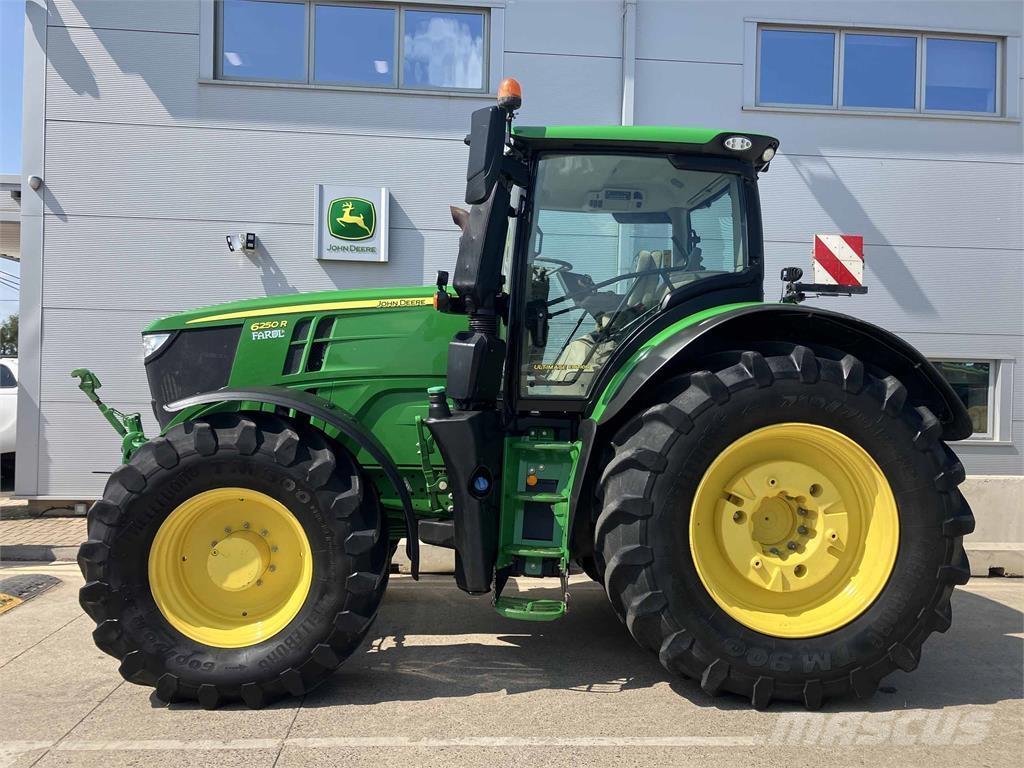 John Deere 6250R Τρακτέρ