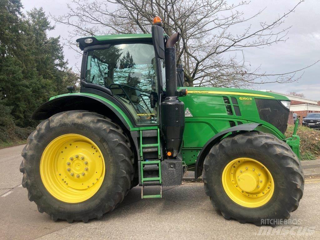 John Deere 6250R Τρακτέρ