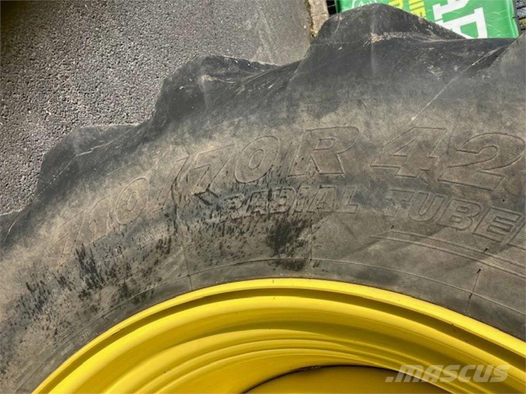 John Deere 6250R Τρακτέρ
