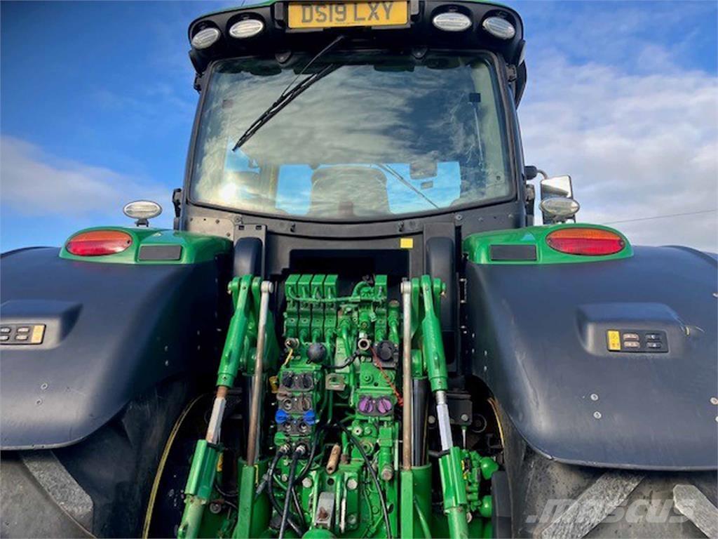 John Deere 6250R Τρακτέρ