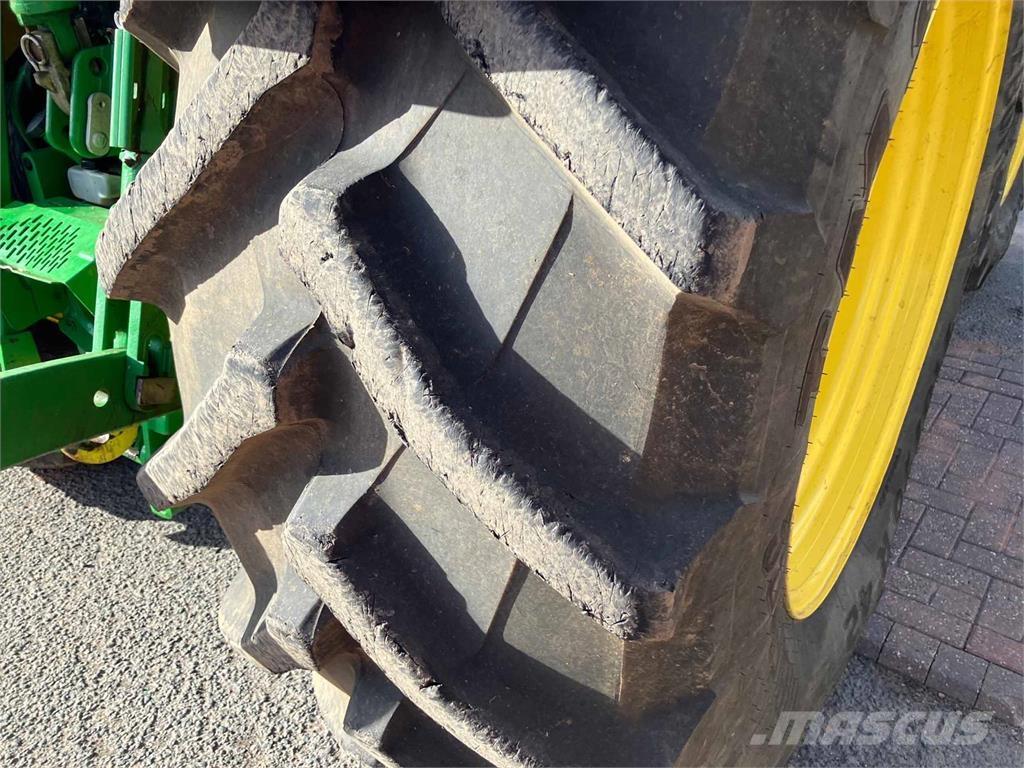 John Deere 6R 215 Τρακτέρ