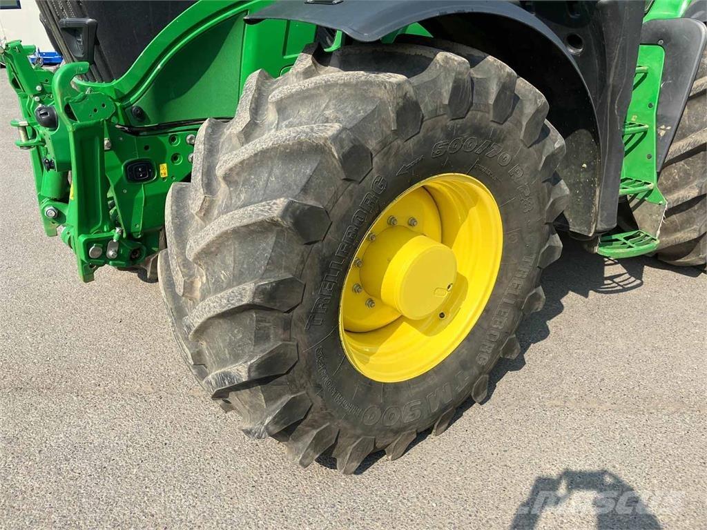 John Deere 6R 215 Τρακτέρ
